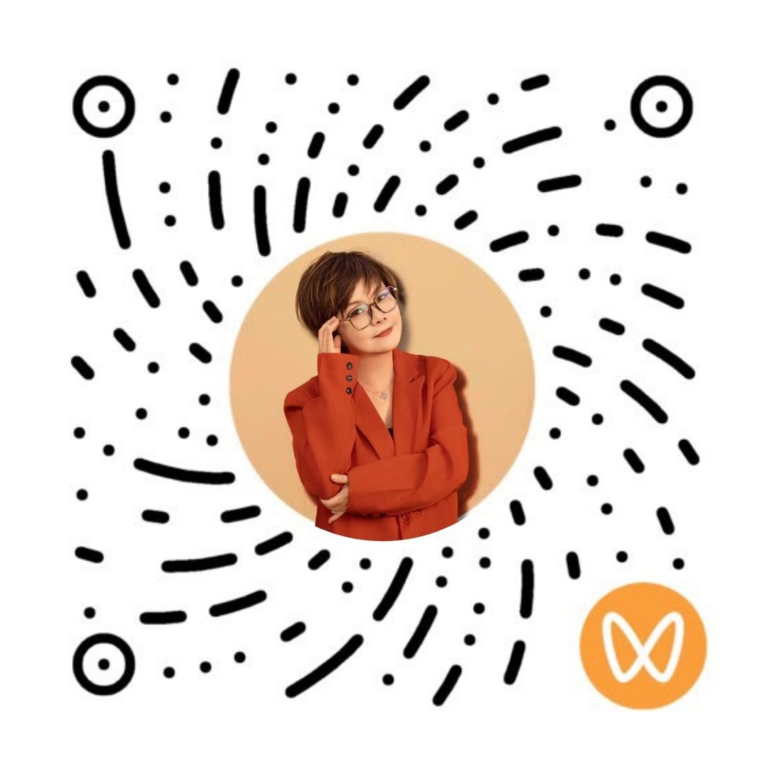 Dr. Minna Chau’s WeChat Channel QR code for parenting and child development insights in Hong Kong.